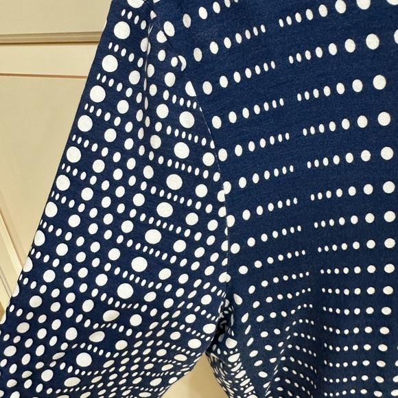 ST. JOHN Dotted 3/4 Sleeves Top (T3) - Picture 2 of 7